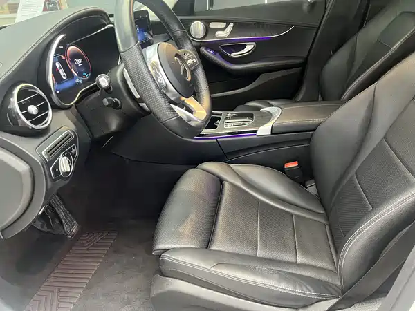 Mercedes-Benz C-Class 2021