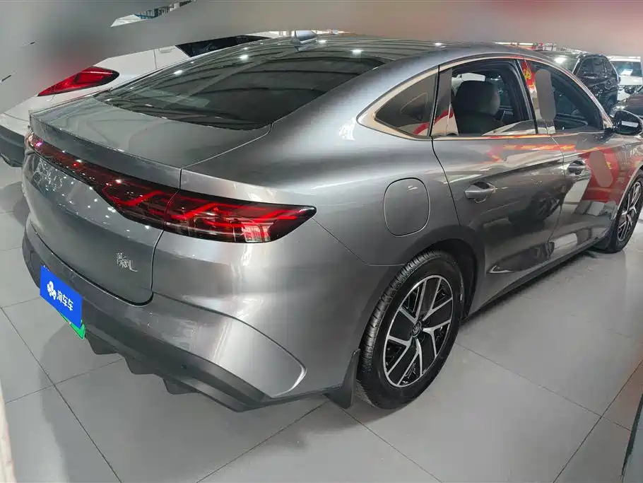 BYD Qin L 2025 — фото 3