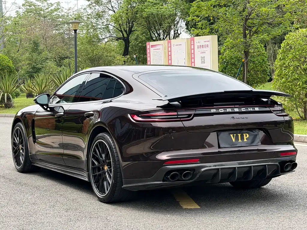 Porsche Panamera 2018 — фото 6