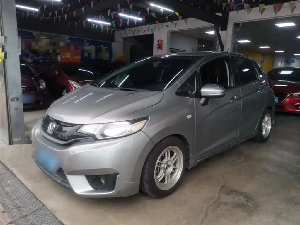 Honda Fit 2017 — фото 1