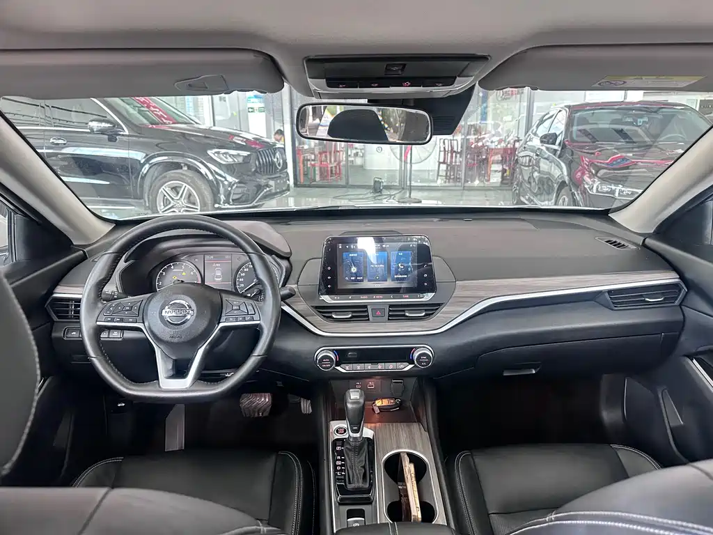Nissan Teana 2021