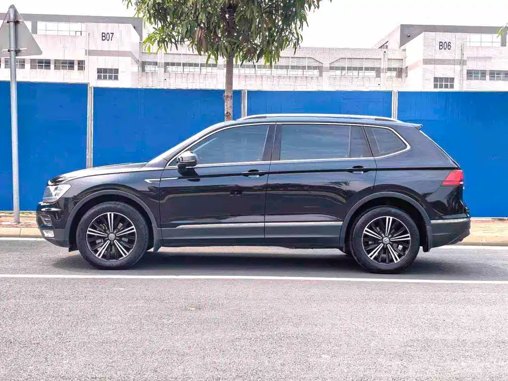 Volkswagen Tiguan L 2019 — фото 3
