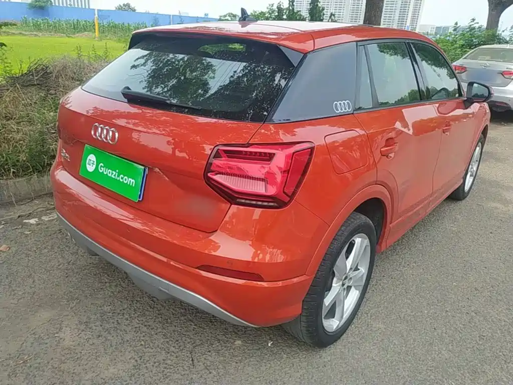 Audi Q2L 2020