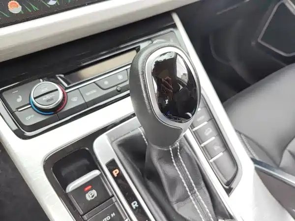Geely Boyue 2019