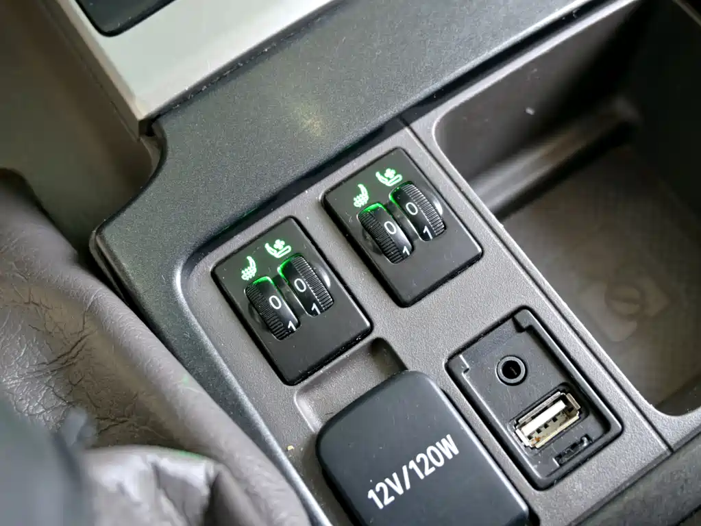 Toyota Prado 2017 — фото 19