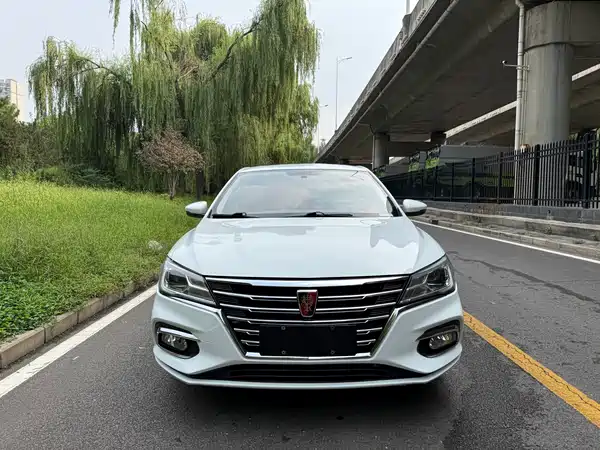 Roewe i5 2019