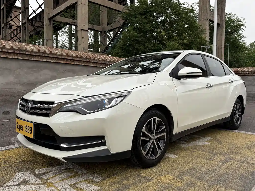 Venucia D60 2018