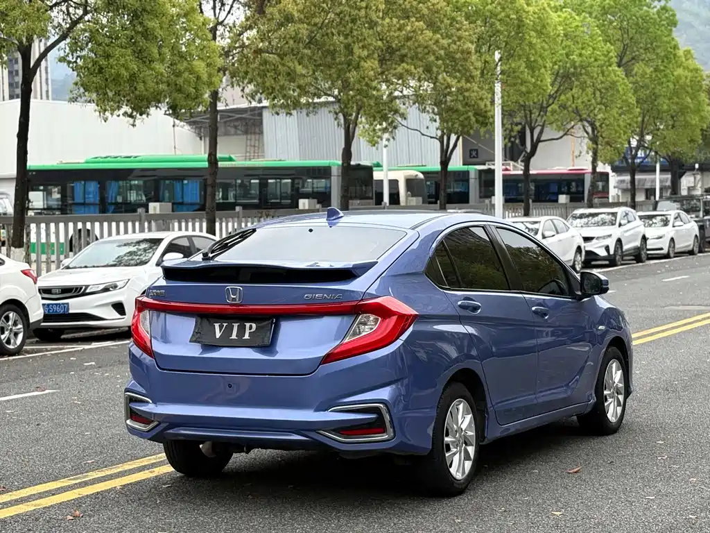 Honda Gienia 2018 — фото 15