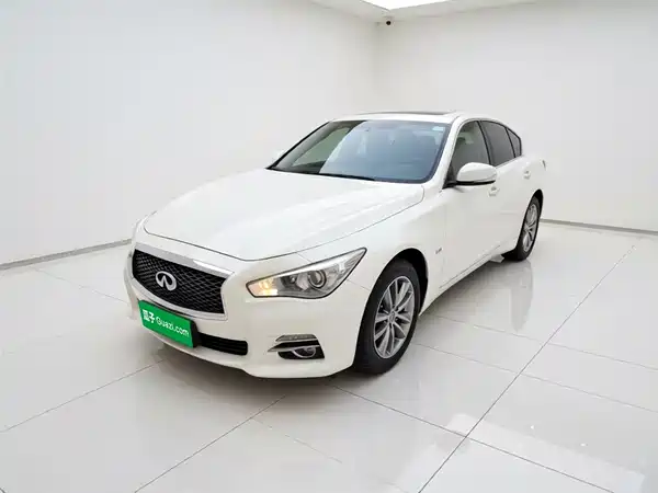 Infiniti Q50L 2016