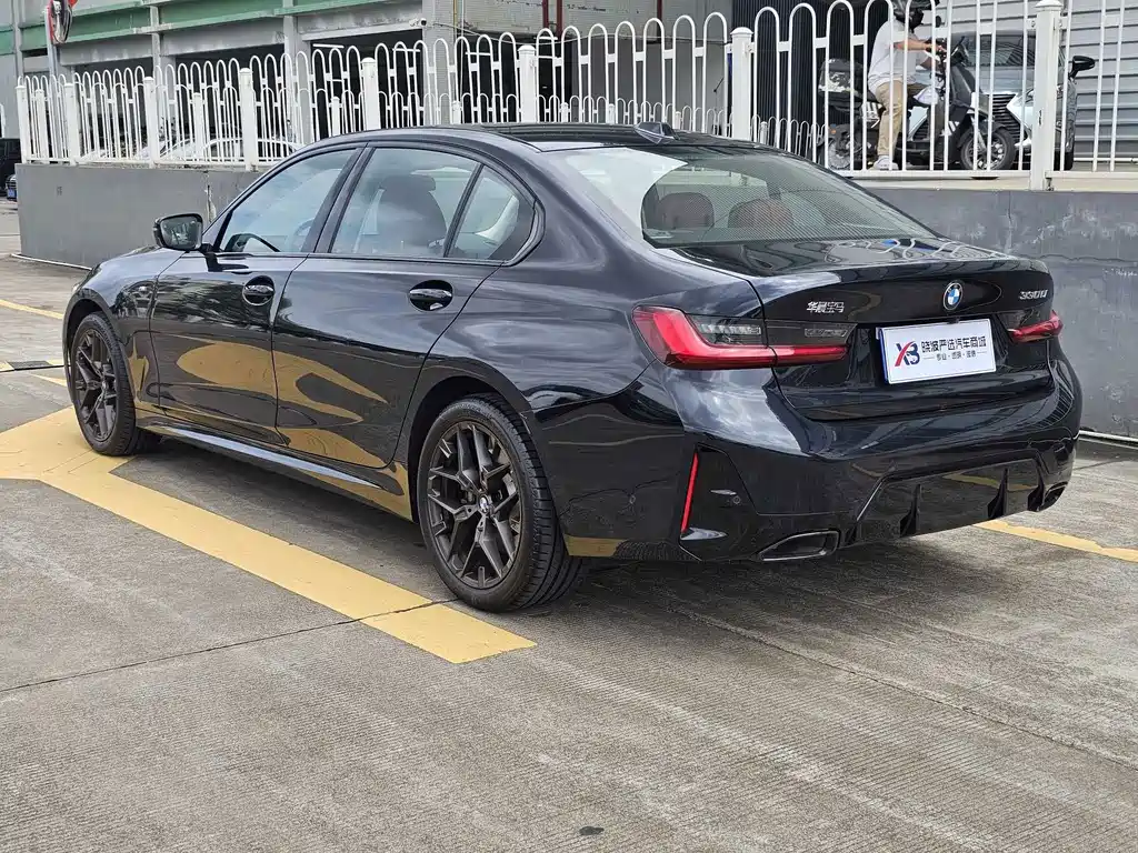 BMW 3 Series 2025