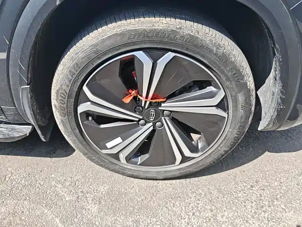 Geely Xingyue L 2022