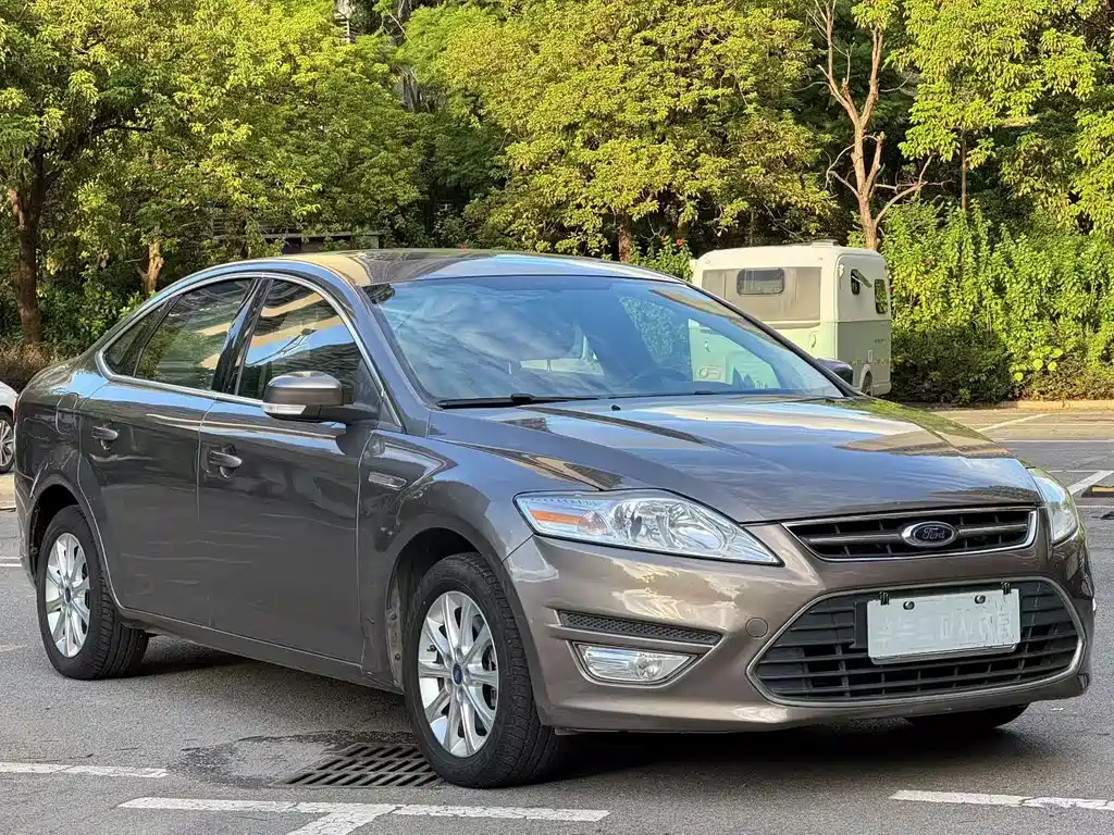 Ford Mondeo-Winning 2013 — фото 3