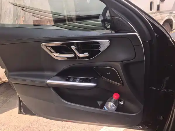 Mercedes-Benz C-Class 2022