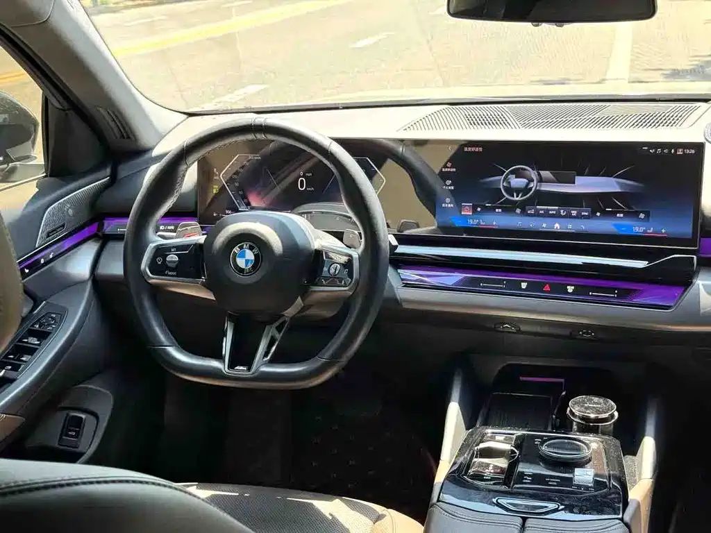BMW 5 Series 2024