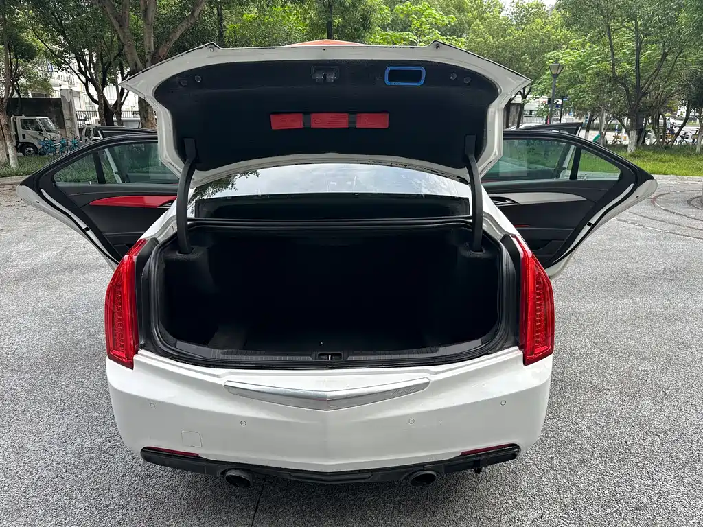 Cadillac ATS-L 2017 — фото 21
