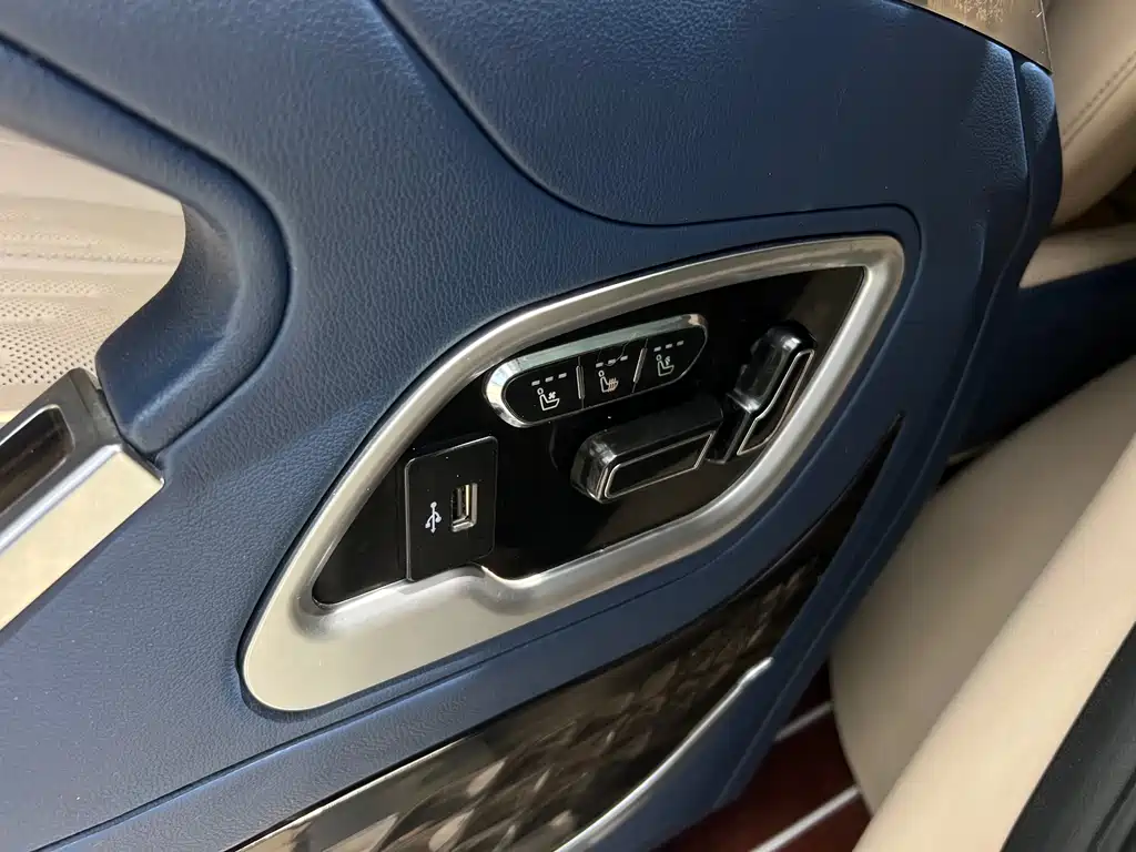 GAC Motor Trumpchi M8 2021 — фото 19