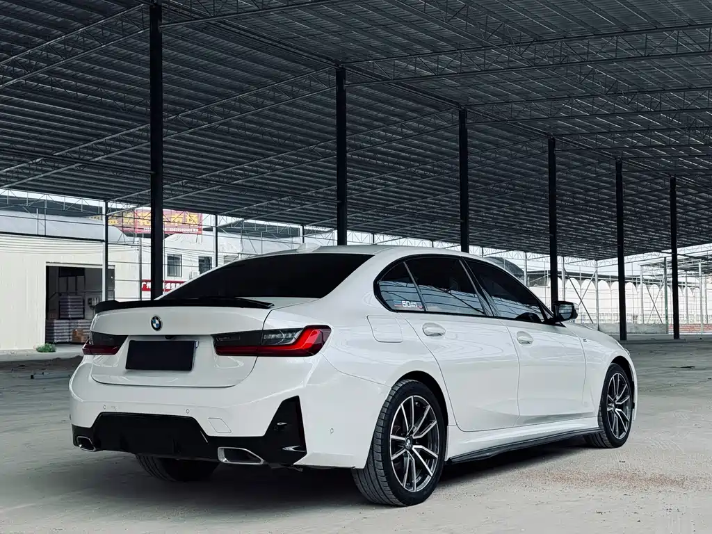 BMW 3 Series 2023