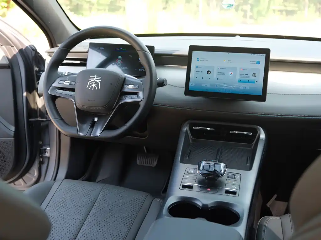 BYD Qin PLUS 2025 — фото 10
