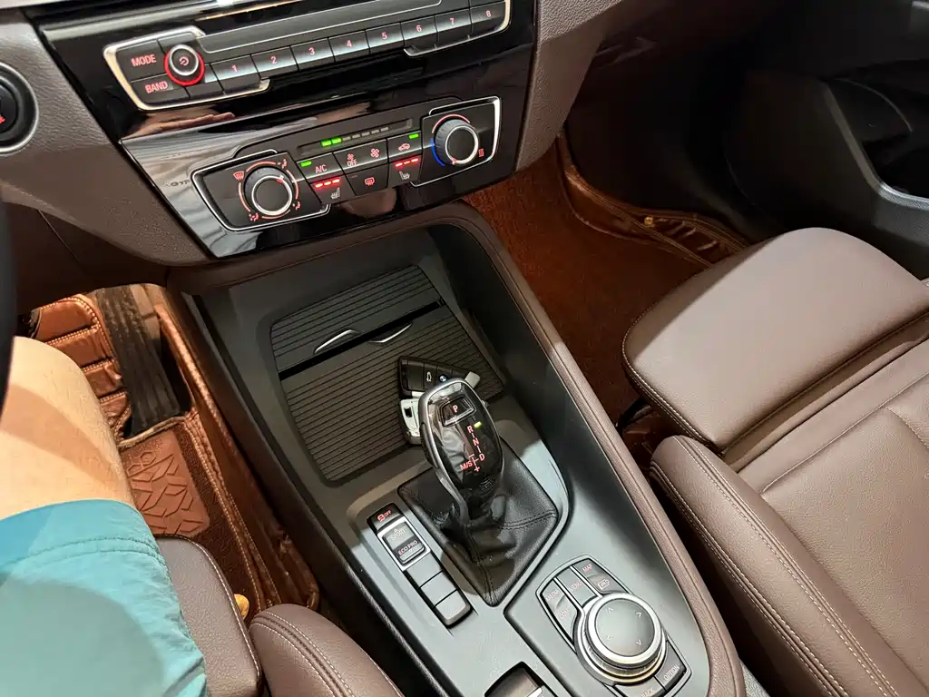 BMW X1 2022 — фото 15