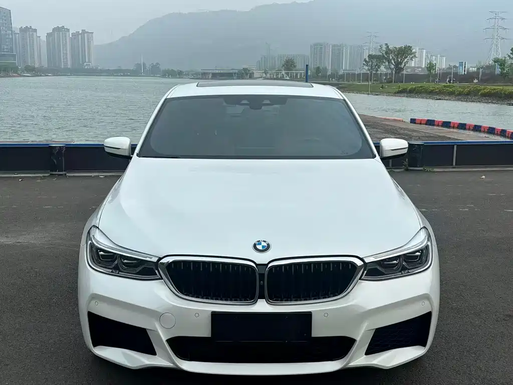 BMW 6 Series GT 2019 — фото 2
