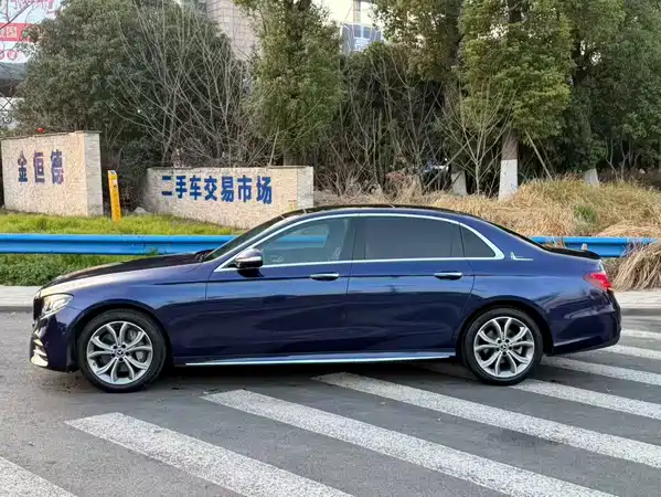 Mercedes-Benz E-Class 2020