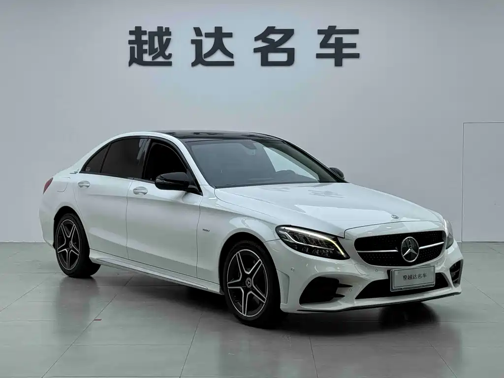 Mercedes-Benz C-Class 2021