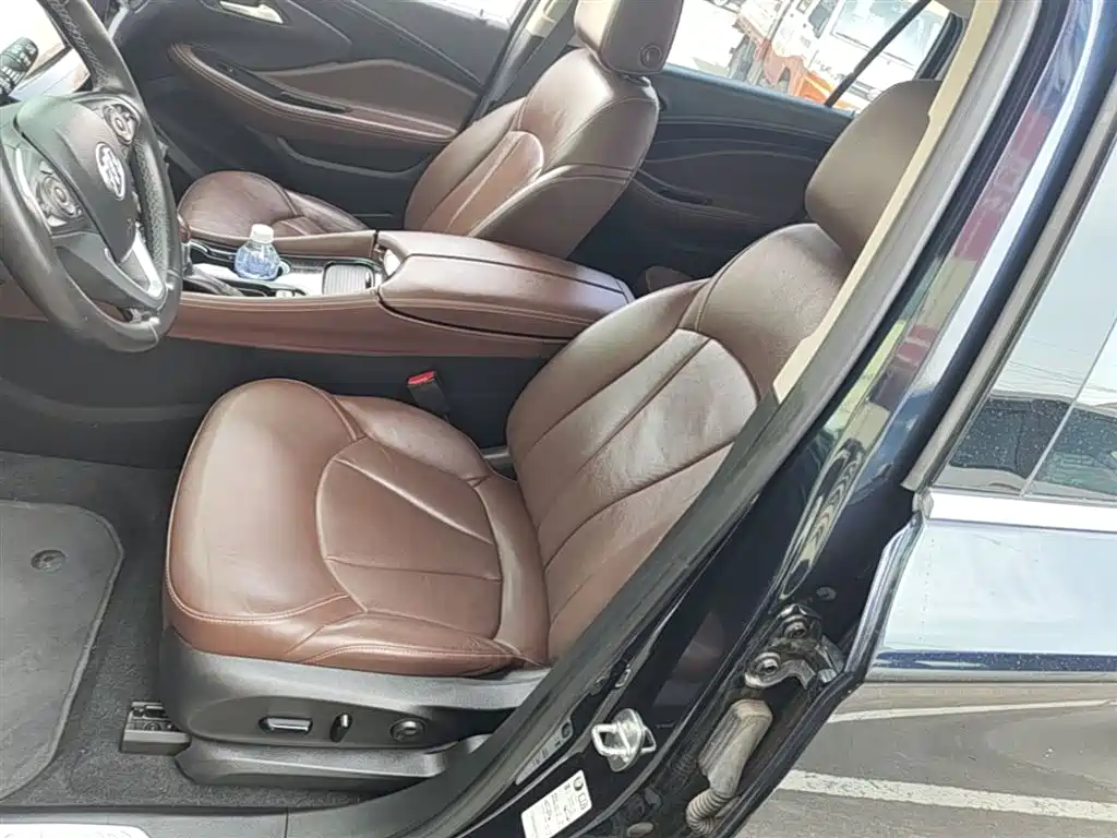 Buick Envision Plus 2020 — фото 15