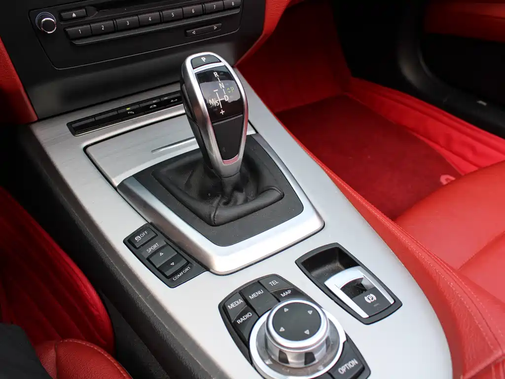 BMW Z4 2017 — фото 17