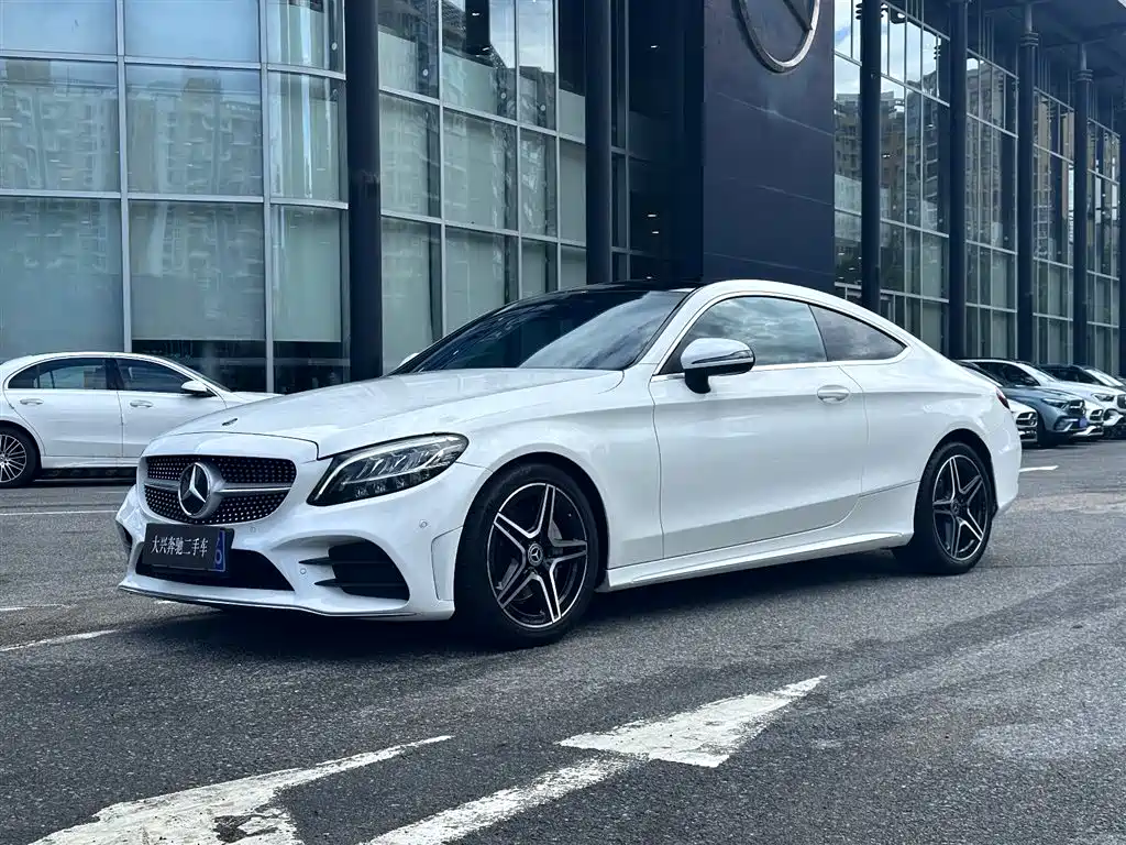 Mercedes-Benz C-Class 2019