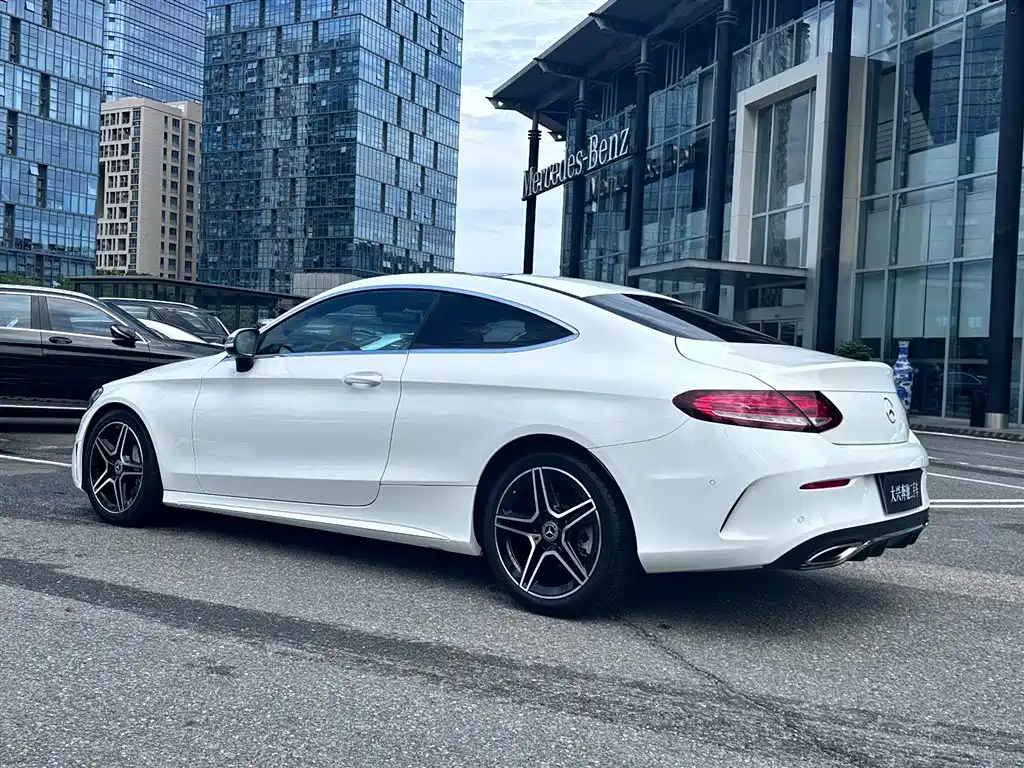 Mercedes-Benz C-Class 2019