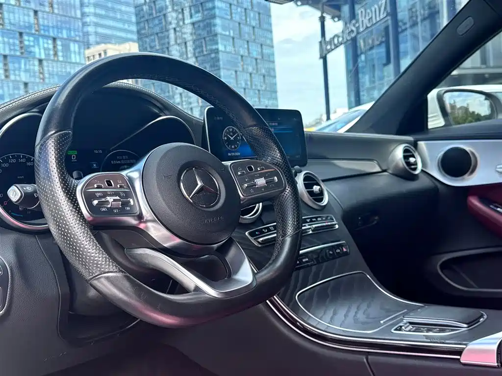 Mercedes-Benz C-Class 2019 — фото 9