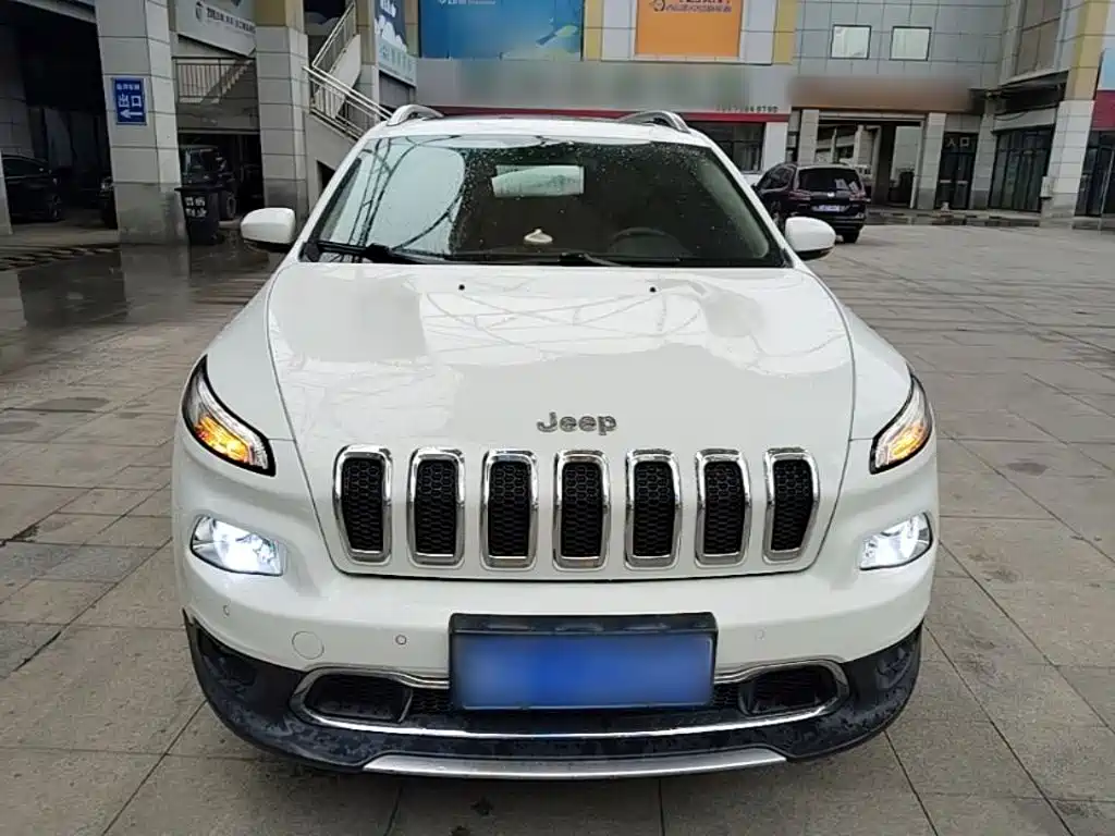 Jeep Cherokee 2016 — фото 3