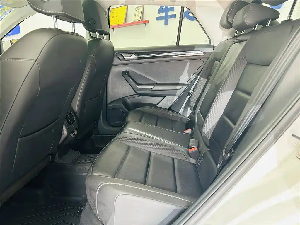 Volkswagen T-Roc 2020 — фото 22