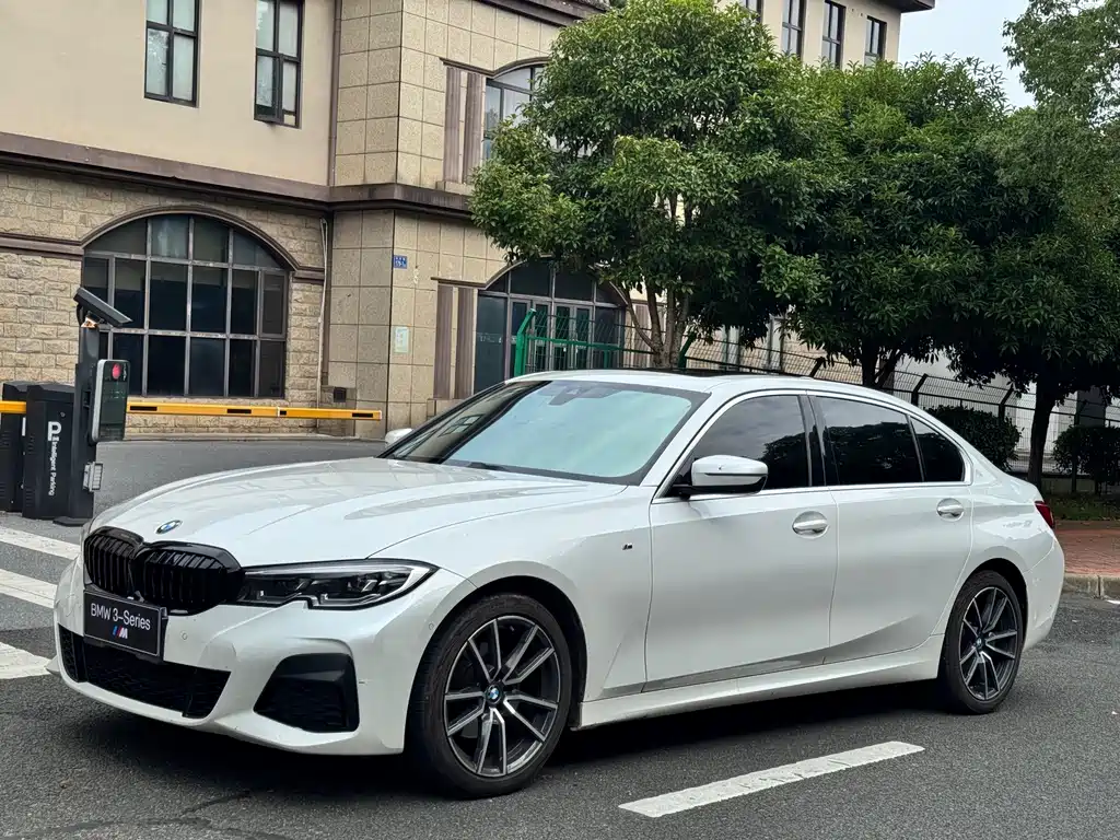BMW 3 Series 2020