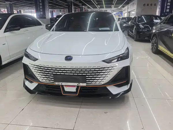 Changan UNI-V 2023