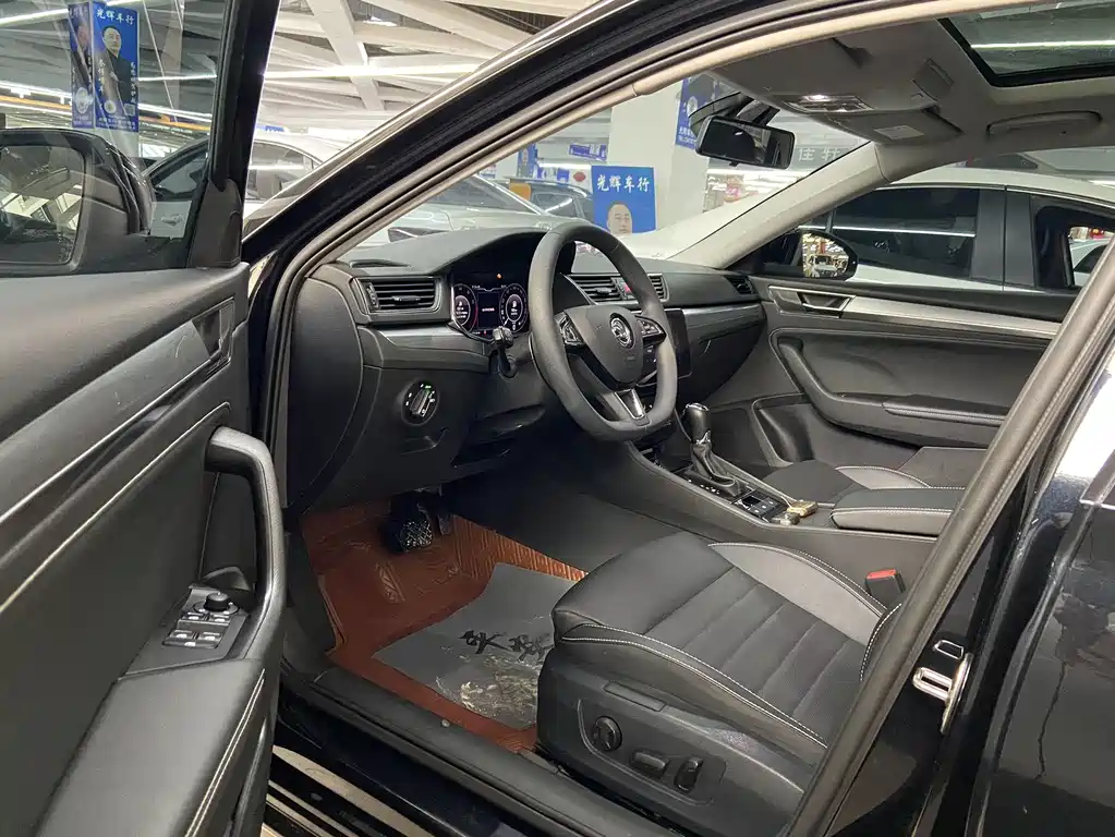 Skoda Superb 2022