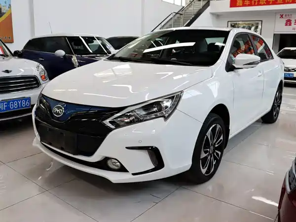 BYD Qin NEV 2016