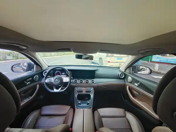 Mercedes-Benz E-Class 2019