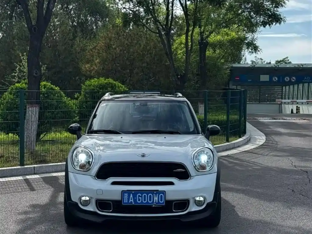 MINI Countryman 2012
