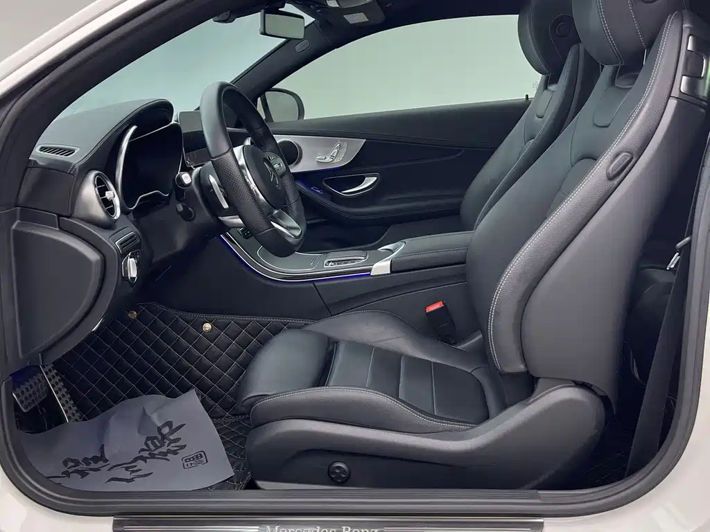 Mercedes-Benz C-Class 2019 — фото 17