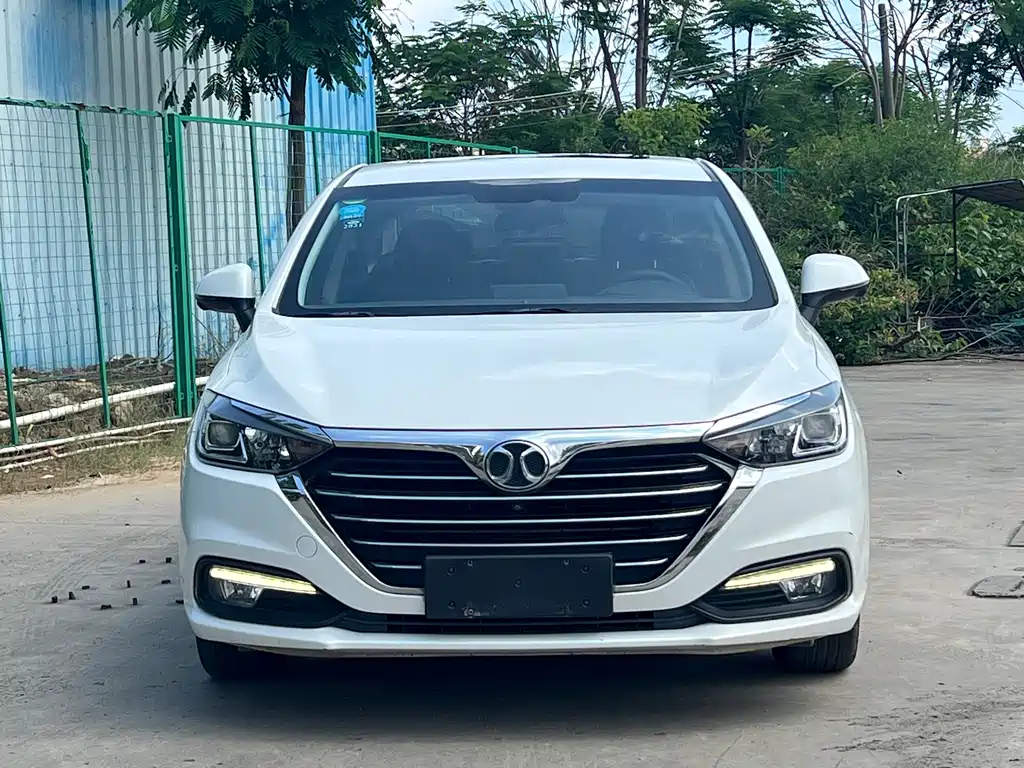 BAIC Senova D50 2019 — фото 2