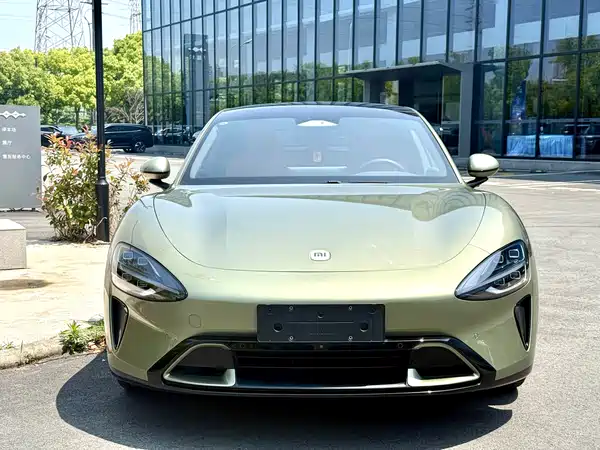 Xiaomi SU7 2025