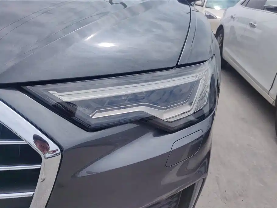 Audi A6L 2020