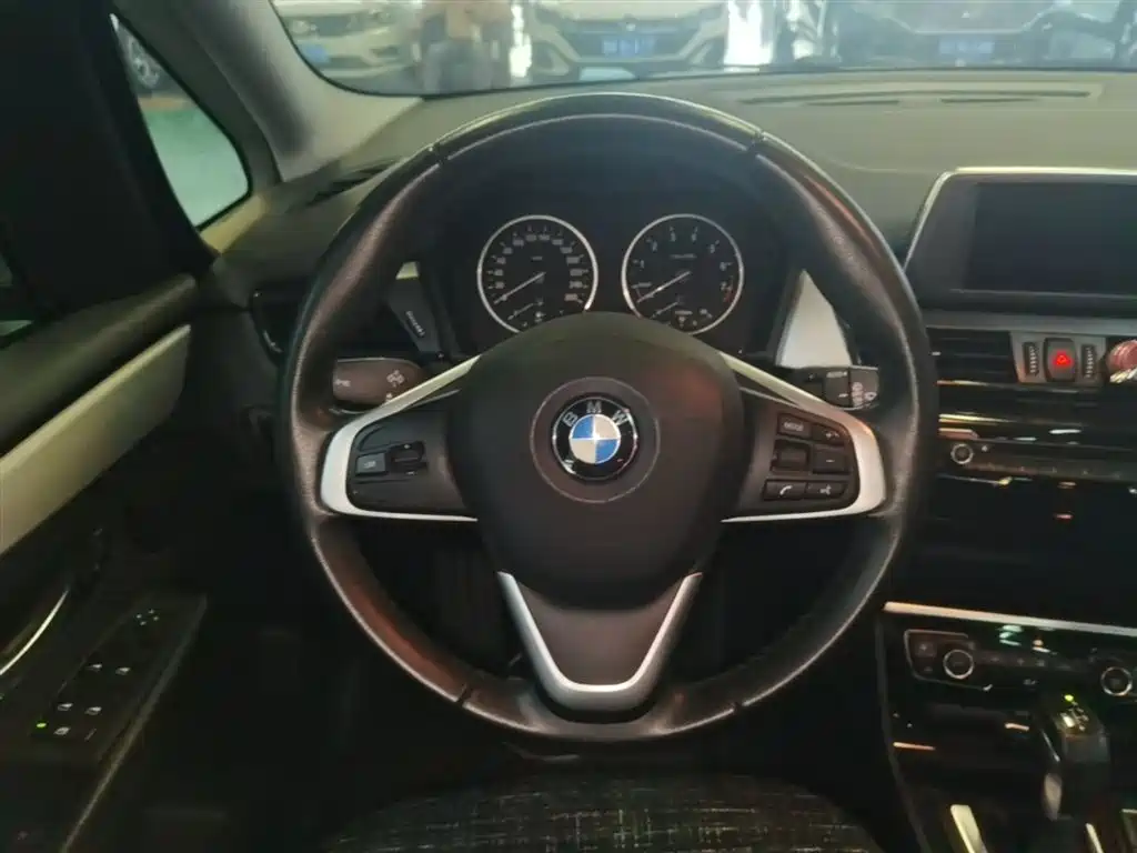 BMW 2 Series Gran Tourer 2018 — фото 11
