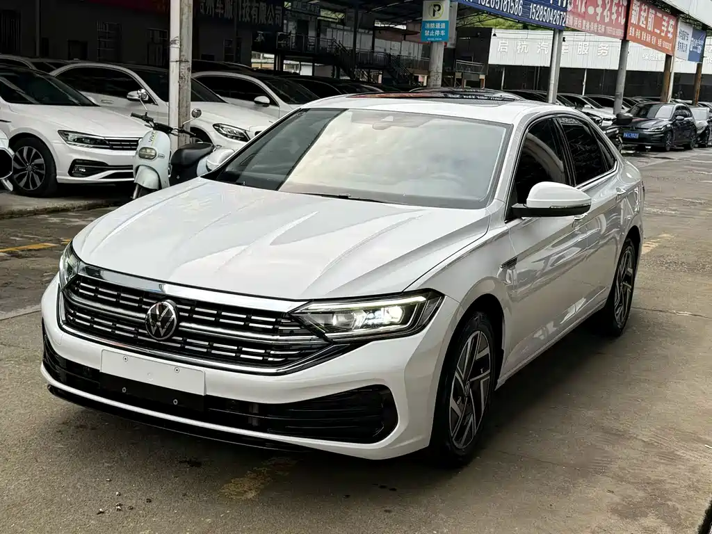 Volkswagen Sagitar 2024