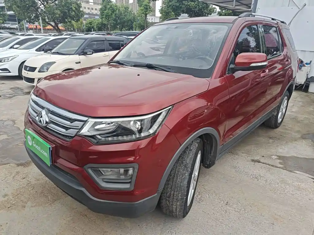 Oshan Oushang CX70 2016