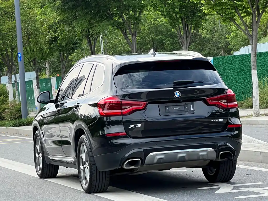 BMW X3 2019 — фото 8