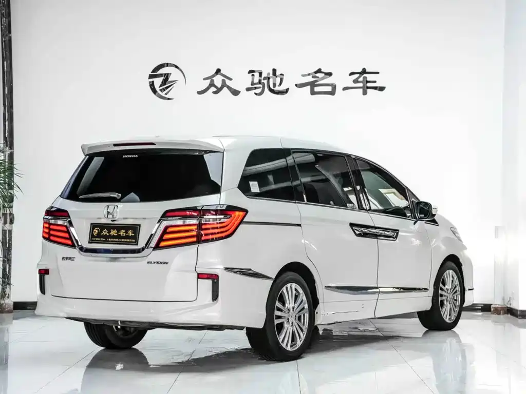 Honda Elysion 2019 — фото 13