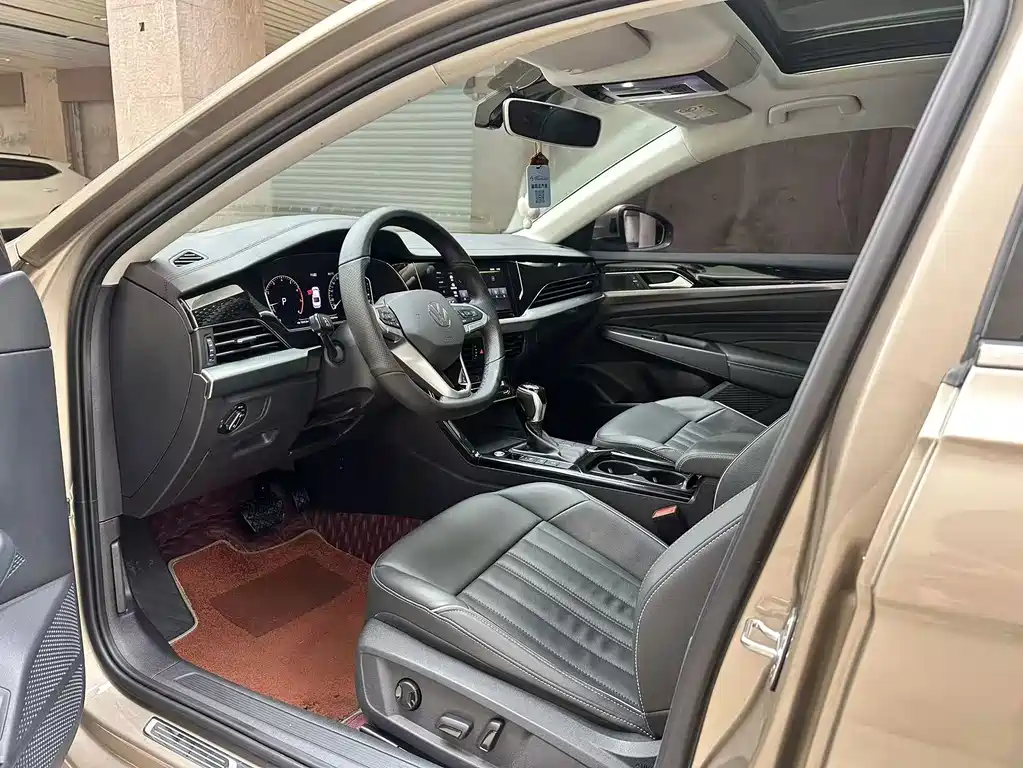 Volkswagen Passat 2022