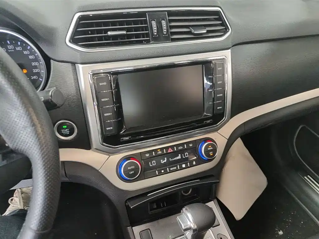 Haval H6 Coupe 2016 — фото 13